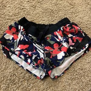 Lululemon Boom Juice Color Hotty Hot Low-Rise Lined Short